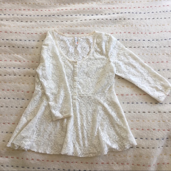 🧿FreePeople Lace Top - Picture 1 of 3